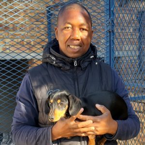Justics - Hennie Alberts Vet kennel hand