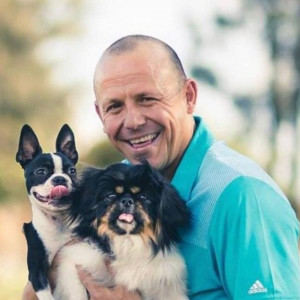 Dr Neil - Hennie Alberts Vet veterinarian